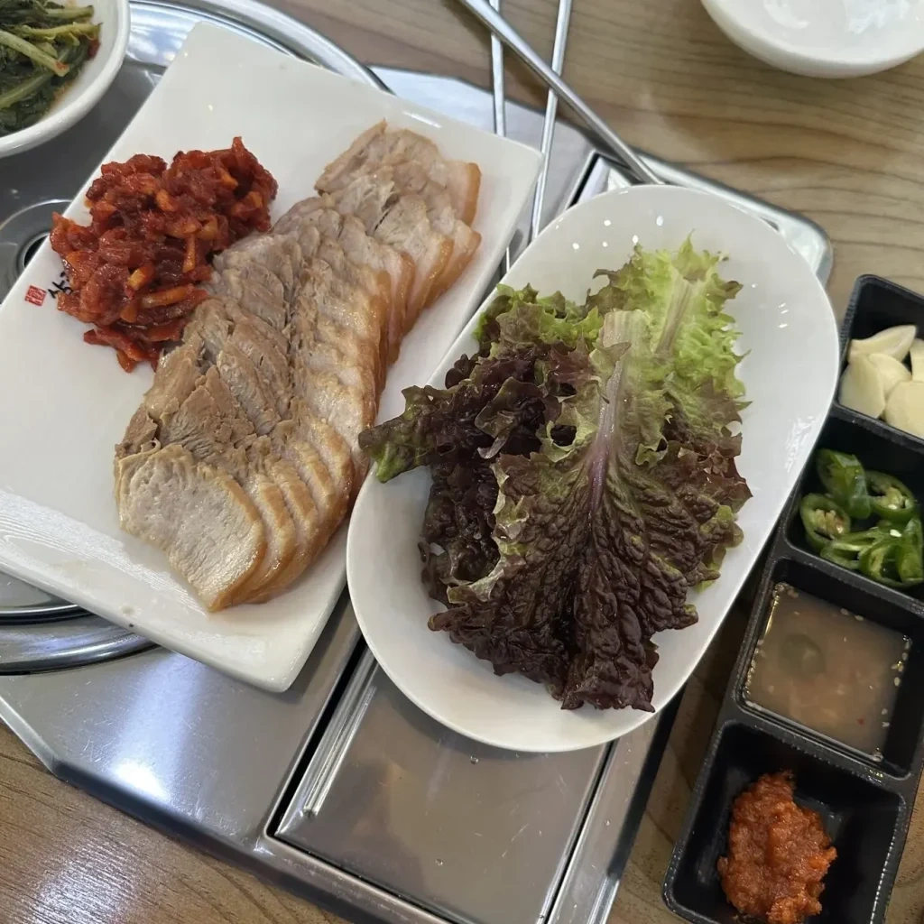 Samgyori Dongchimi Makguksu suyuk