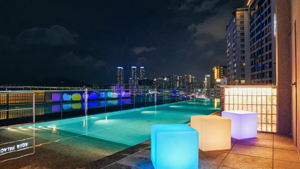 aqua-palace-infitniti pool