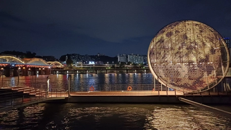 Nodeul Island night view