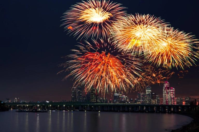 Ichon and Mangwon hangang park firework