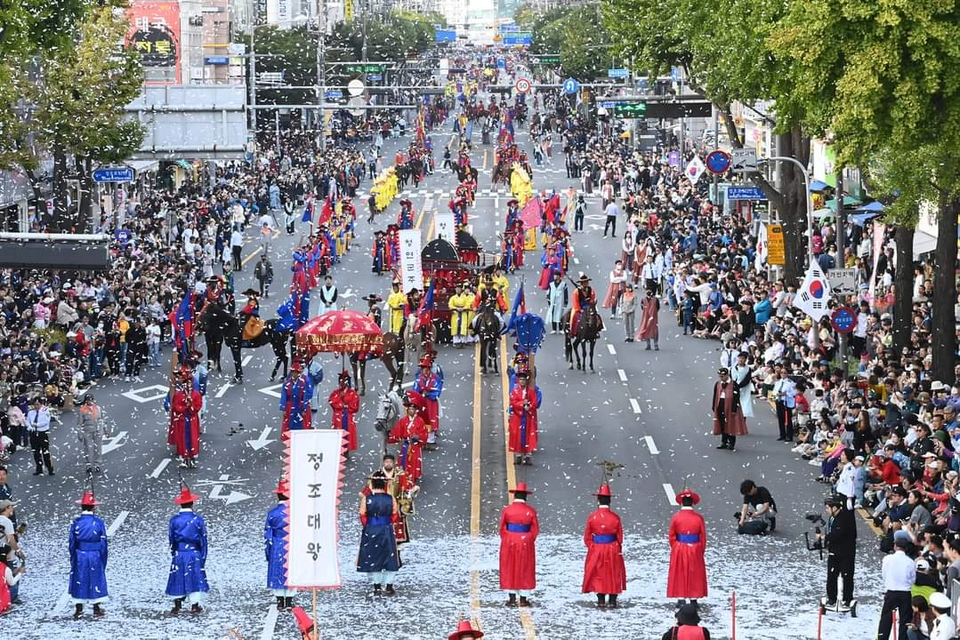 Jeongjo Royal Procession Reenactment