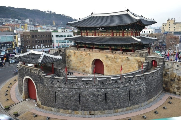 Paldal Gate (South Gate—adjacent to bustling market)